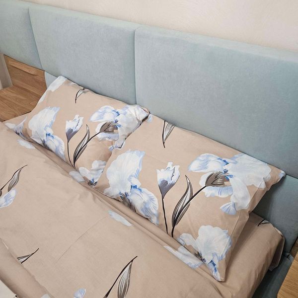 Постільна білизна BonaVita сімейна Ранфорс Іриси (361-0048 beige) 361-0048 beige фото